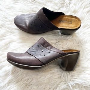 Naot Brown/Bronze Leather Studded Slip On Clogs Women’s Size 40 = US 9/9.5